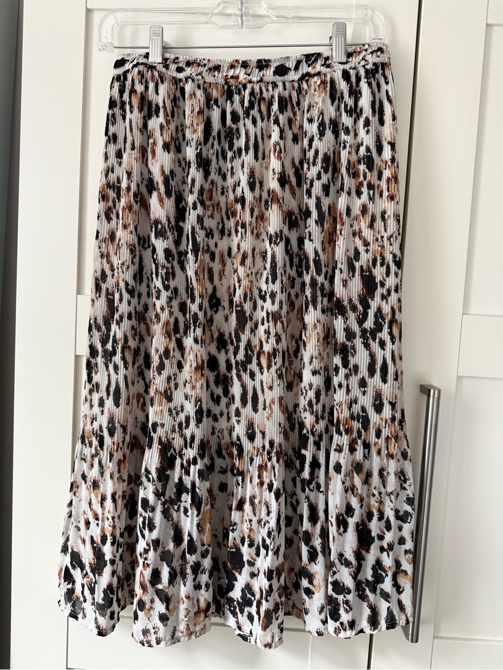 Fabrik Leopard Animal Print Pleated Midi Skirt Size M